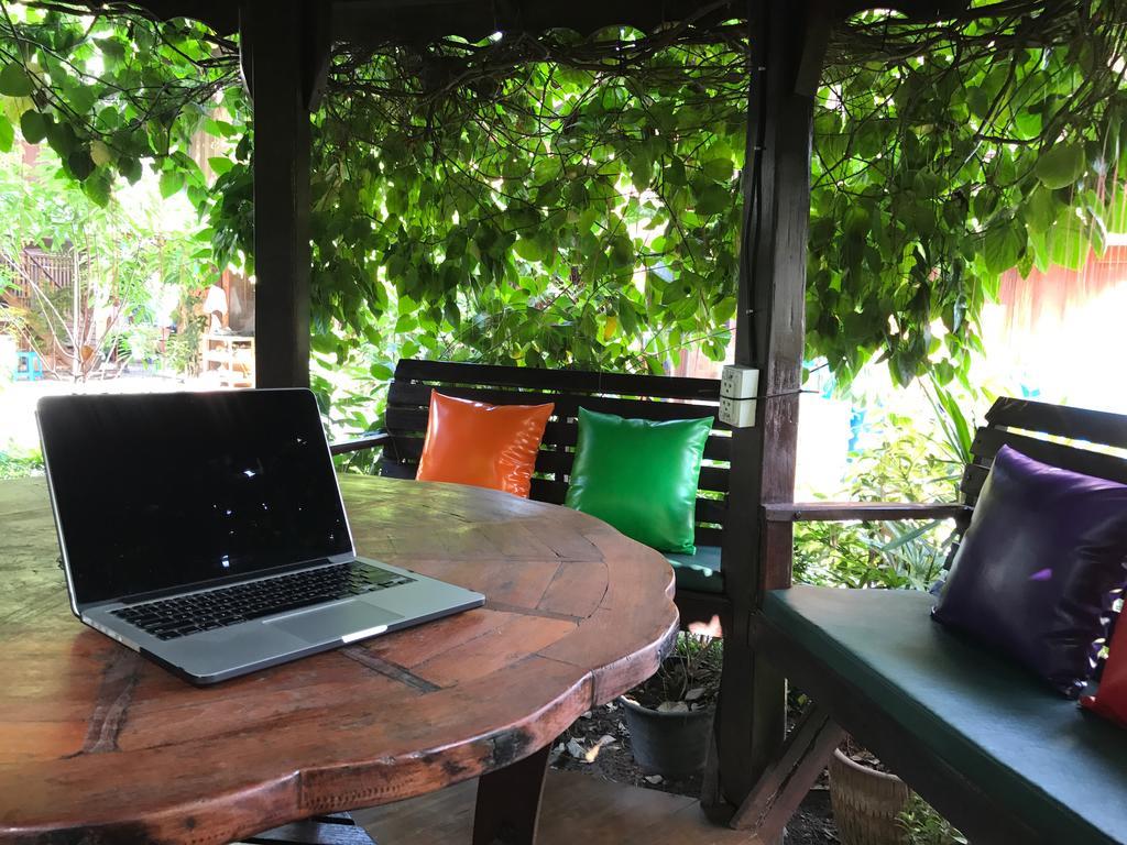 Siriwan Hostel Čiang Mai Exteriér fotografie