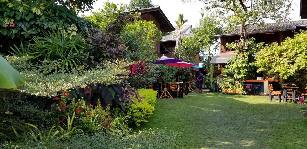 Siriwan Hostel Čiang Mai Exteriér fotografie