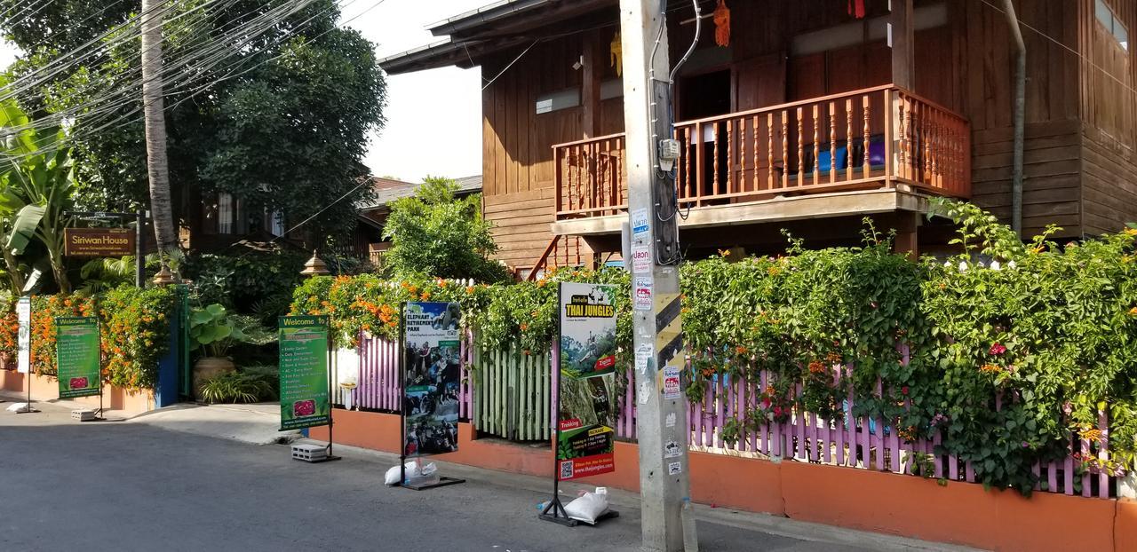 Siriwan Hostel Čiang Mai Exteriér fotografie