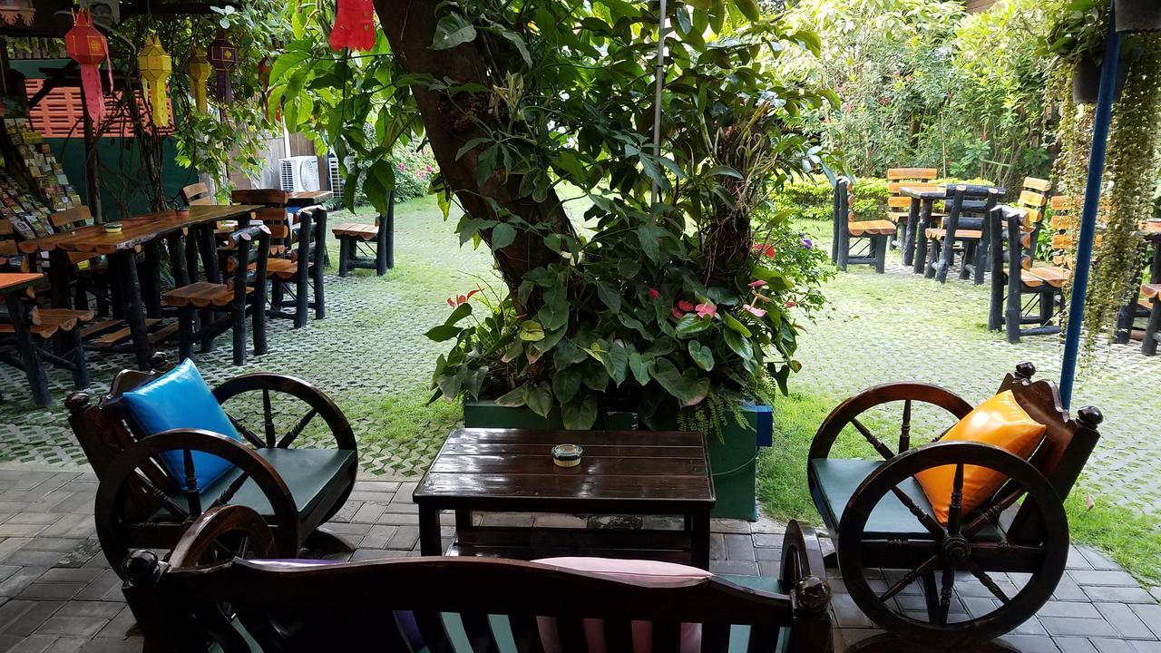 Siriwan Hostel Čiang Mai Exteriér fotografie