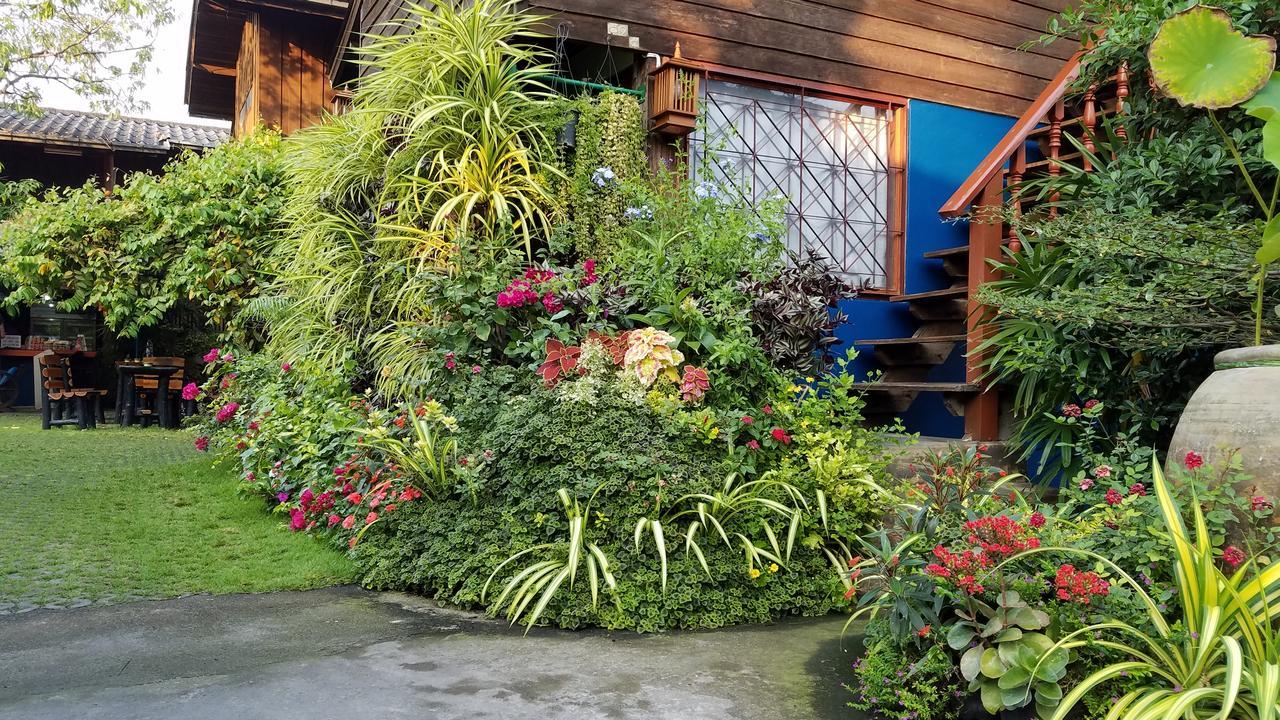 Siriwan Hostel Čiang Mai Exteriér fotografie