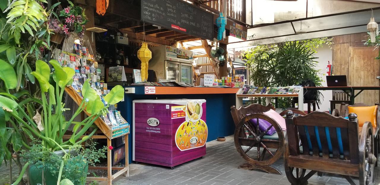 Siriwan Hostel Čiang Mai Exteriér fotografie