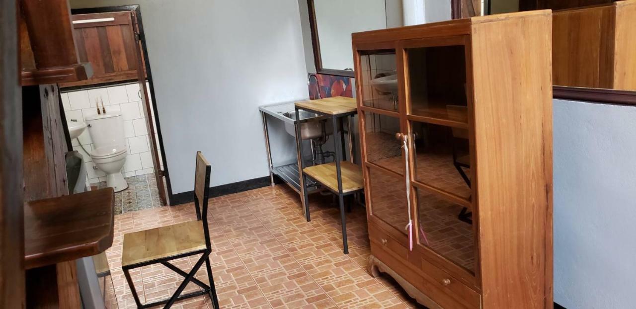 Siriwan Hostel Čiang Mai Exteriér fotografie